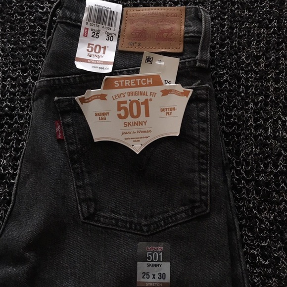 Levi’s 501 ®️ - Picture 4 of 4